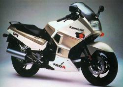 Kawasaki GPX 750R