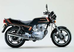Honda CB250 Super Hawk