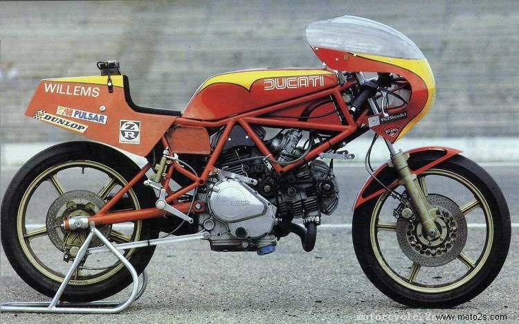 Ducati 600SS