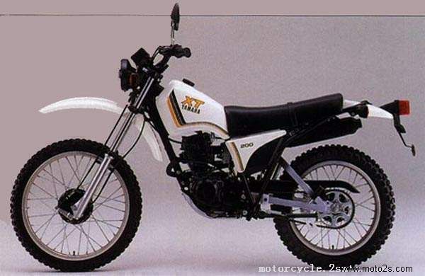Yamaha XT200