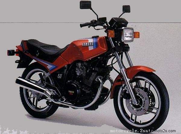 Yamaha XS 400R
