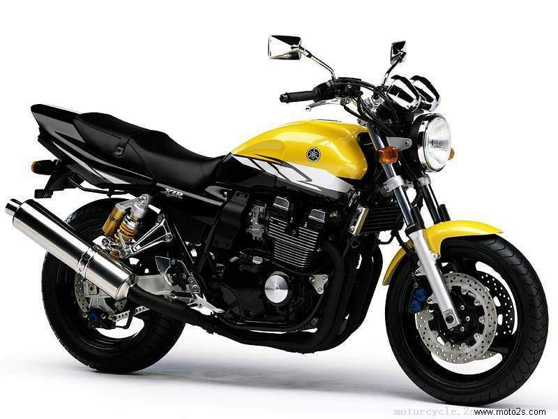 Yamaha XJR400R