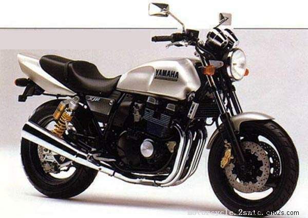 Yamaha XJR400R