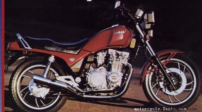 Yamaha XJ750E
