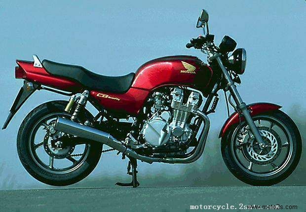 Honda CB 750F2 Seven Fifty