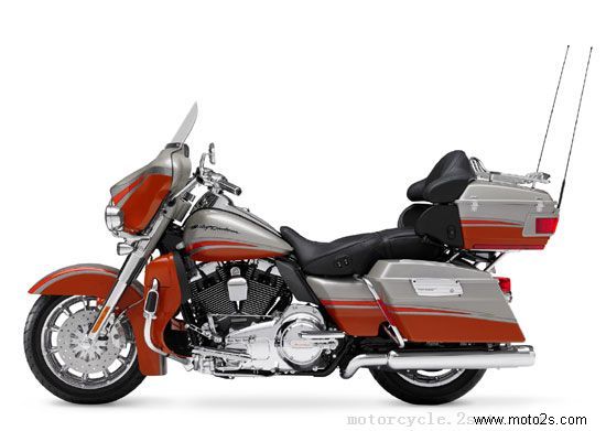 2009  Harley-Davidson FLHTCUSE4 CVO Ultra Classic Electra Glide