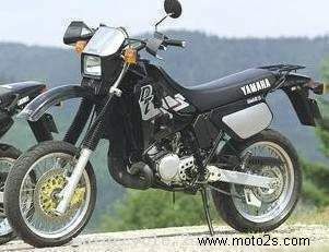 Yamaha DT125R